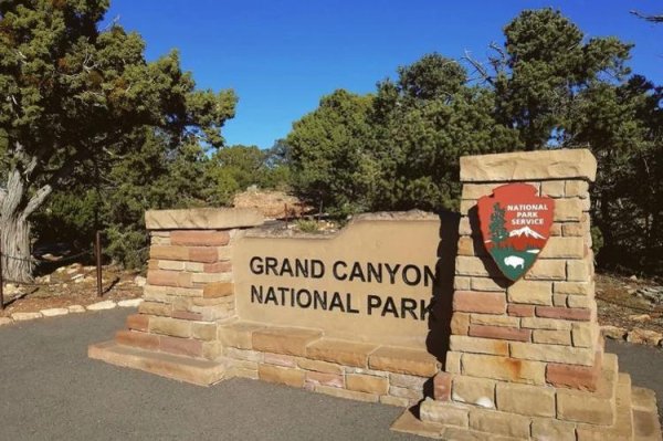 策略联盟 美国家公园实行“美国优先” 对外国游客涨价